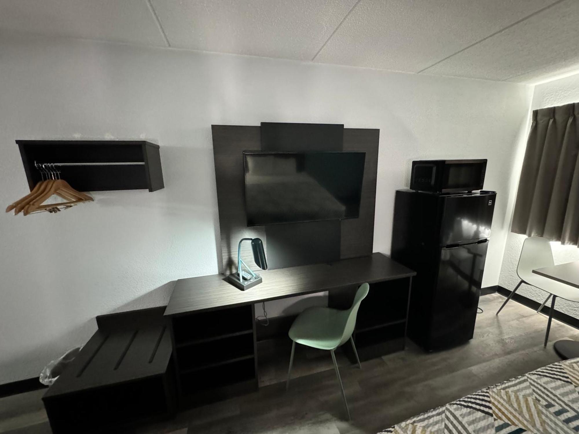 Studio 6 Suites East Syracuse Airport Екстериор снимка
